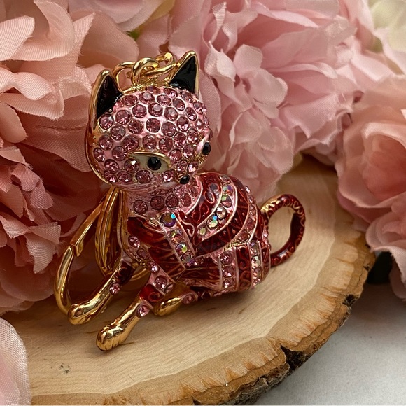 Pink Striped Crystal Egyptian Tabby Cat Keychain Charm - Picture 6 of 16